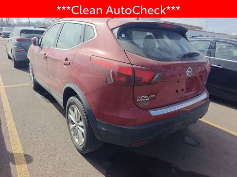 Used 2018 Nissan Rogue Sport SV w/ SV All-Weather Package image 4