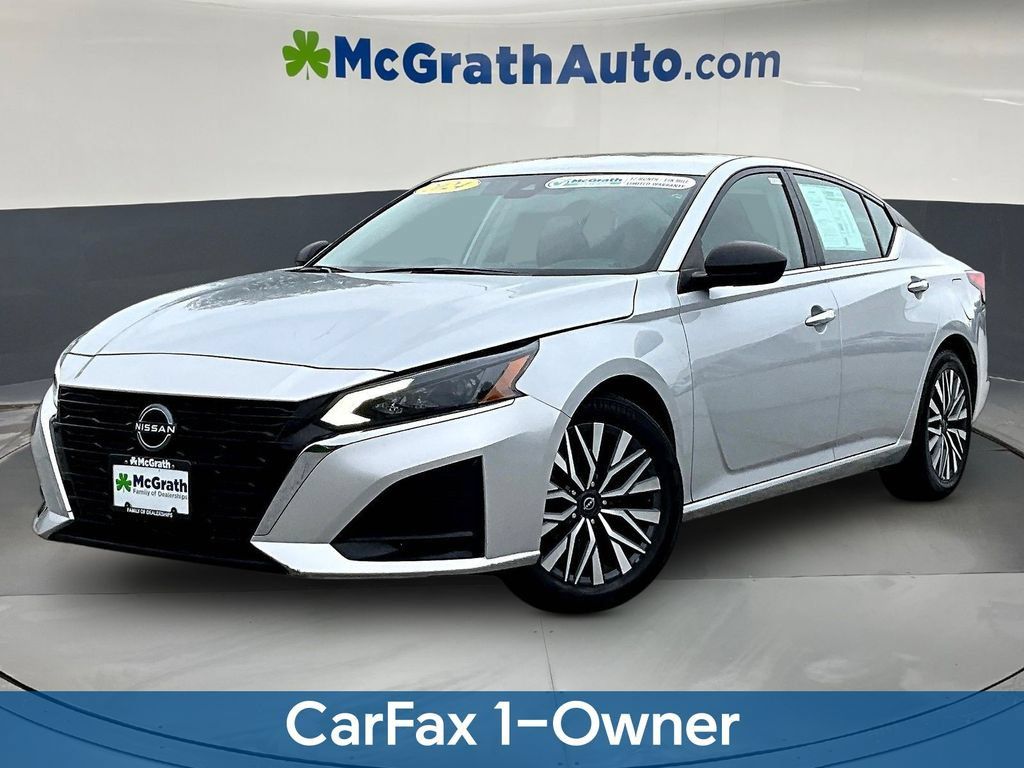 Used 2024 Nissan Altima 2.5 SV FWD image 3