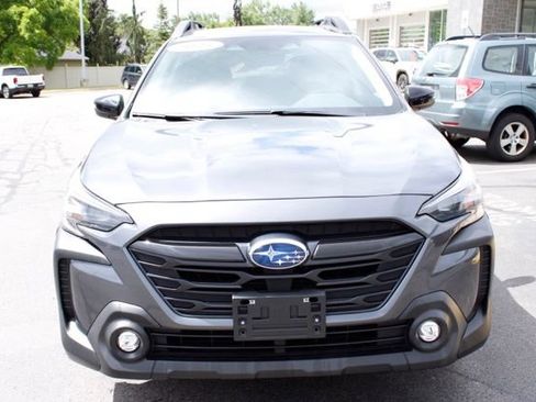 Used 2025 Subaru Outback Onyx Edition AWD/4WD image 10