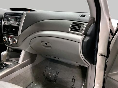Used 2010 Subaru Forester 2.5X Limited AWD/4WD image 18