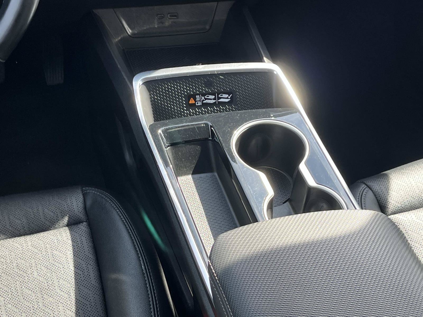 Used 2025 Chevrolet Equinox LT w/ Convenience Package II FWD image 16