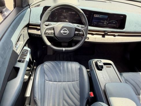 Used 2023 Nissan Ariya AWD/4WD image 13