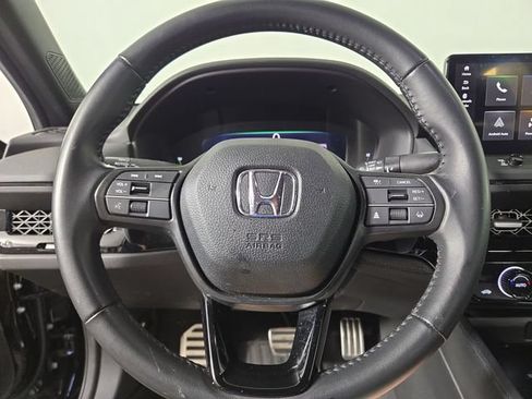 Used 2025 Honda Accord Sport image 21