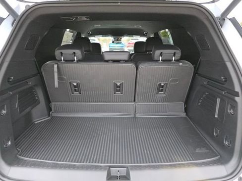New 2026 Chevrolet Traverse LT w/ LPO, Floor Liner Package image 24