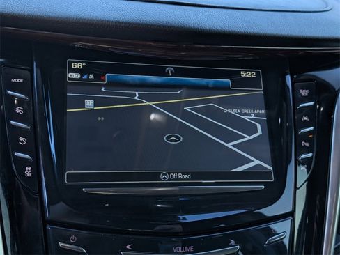 Used 2020 Cadillac Escalade Premium Luxury image 26