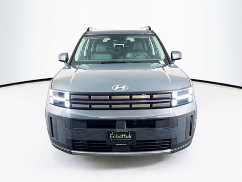 Used 2025 Hyundai Santa Fe SEL image 2