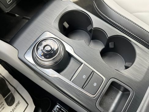 New 2025 Ford Escape SE w/ PHEV Premium Package image 26