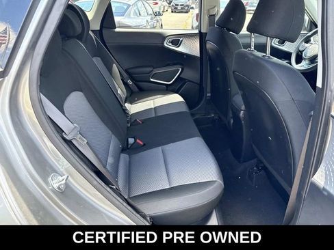 Used 2025 Kia Soul LX FWD image 11