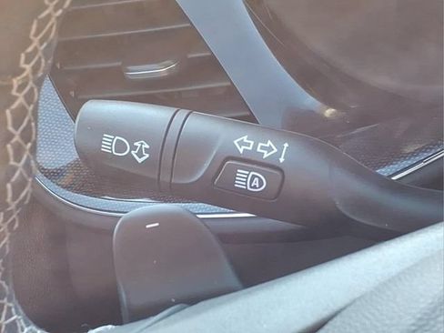 Used 2023 Buick Envision Essence FWD image 29