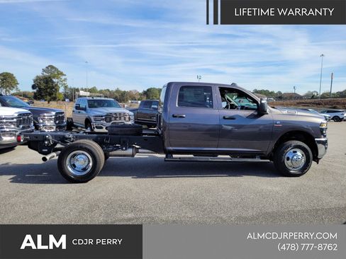 New 2026 RAM 3500 Tradesman w/ Chrome Appearance Group A image 12