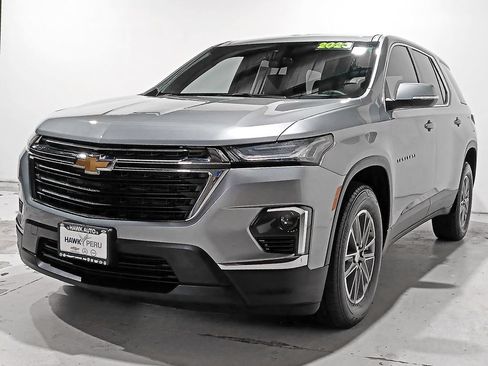 Used 2023 Chevrolet Traverse LS w/ Safety Package AWD/4WD image 3