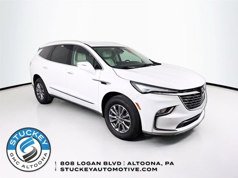 Used 2023 Buick Enclave Essence w/ Trailering Package, 5000 lbs. AWD/4WD image 1