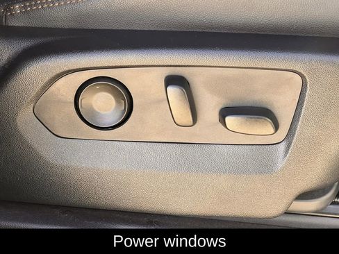 Used 2022 GMC Sierra 1500 AT4 w/ AT4 Premium Package image 32