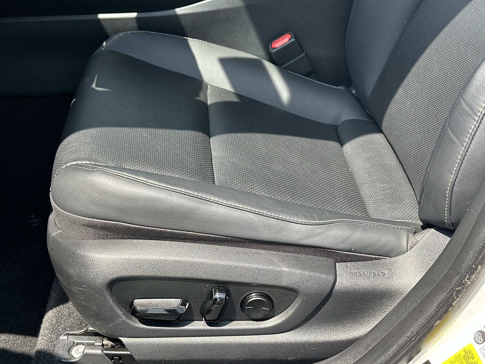 Used 2021 Lexus UX 250h w/ Premium Package AWD/4WD image 14