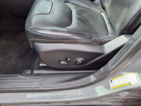 Certified 2020 Jeep Cherokee Latitude Lux w/ Comfort/Convenience Group image 17