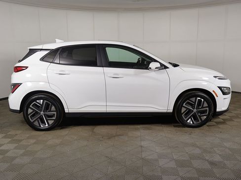 Used 2022 Hyundai Kona Limited FWD image 17