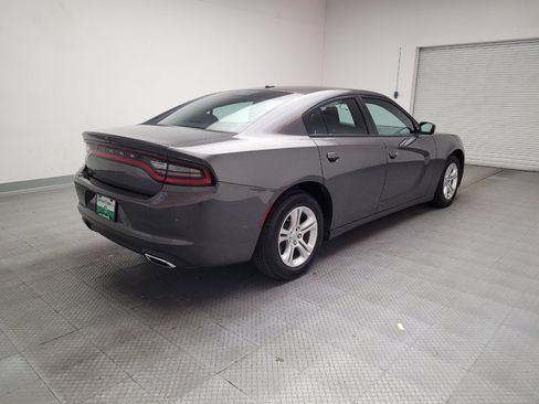 Used 2020 Dodge Charger SXT RWD image 9