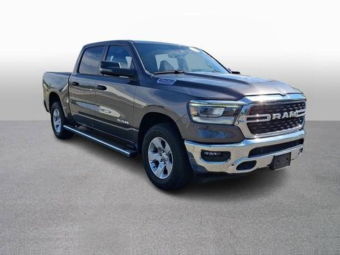 Used 2023 RAM 1500 Big Horn AWD/4WD image 3