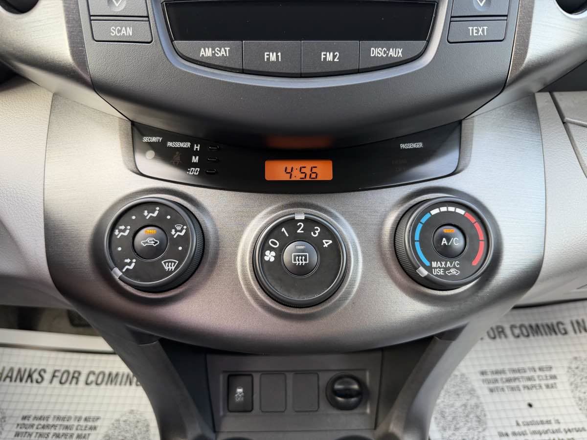 Used 2011 Toyota RAV4 2WD w/ Base L4 Extra Value Pkg image 18