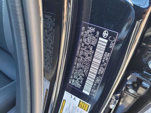 New 2026 Toyota Prius Plug-In Hybrid image 17