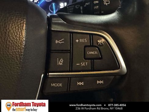 Used 2021 Toyota Highlander Limited AWD/4WD image 23