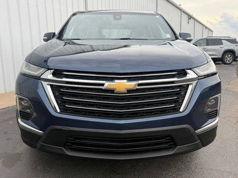 Used 2023 Chevrolet Traverse LT FWD image 17