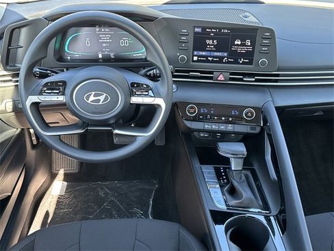 New 2026 Hyundai Elantra Blue image 22