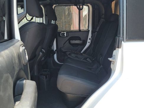 Used 2020 Jeep Gladiator Sport w/ Quick Order Package 24S AWD/4WD image 17
