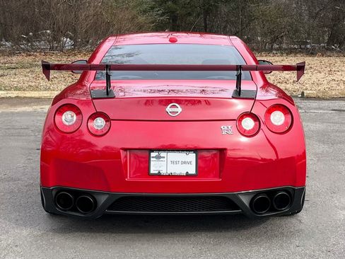 Used 2009 Nissan GT-R Premium image 6