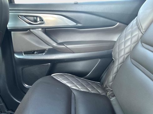 Used 2023 MAZDA CX-9 Signature image 15