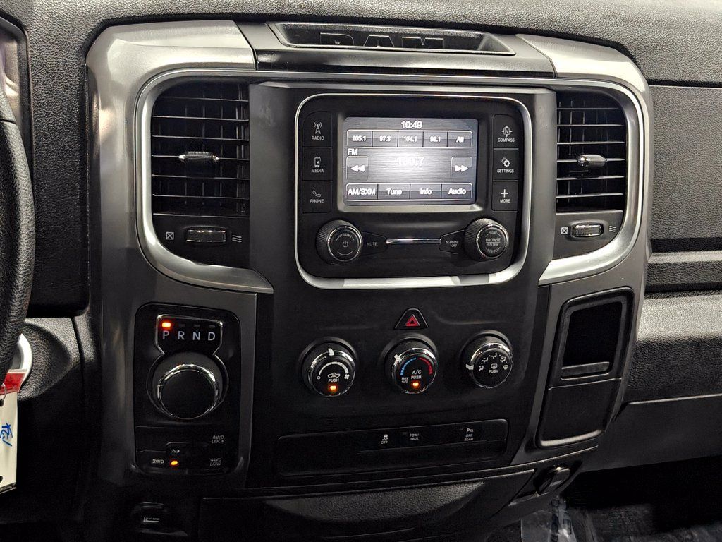 Used 2024 RAM 1500 Warlock AWD/4WD image 6