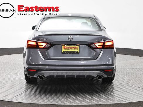 Used 2020 Nissan Altima 2.5 SR FWD image 6