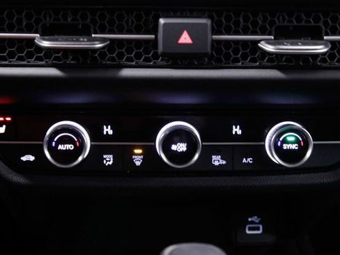 Certified 2024 Honda HR-V EX-L image 30
