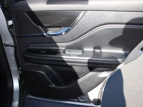 Certified 2021 Lincoln Corsair FWD w/ Premium Package image 21