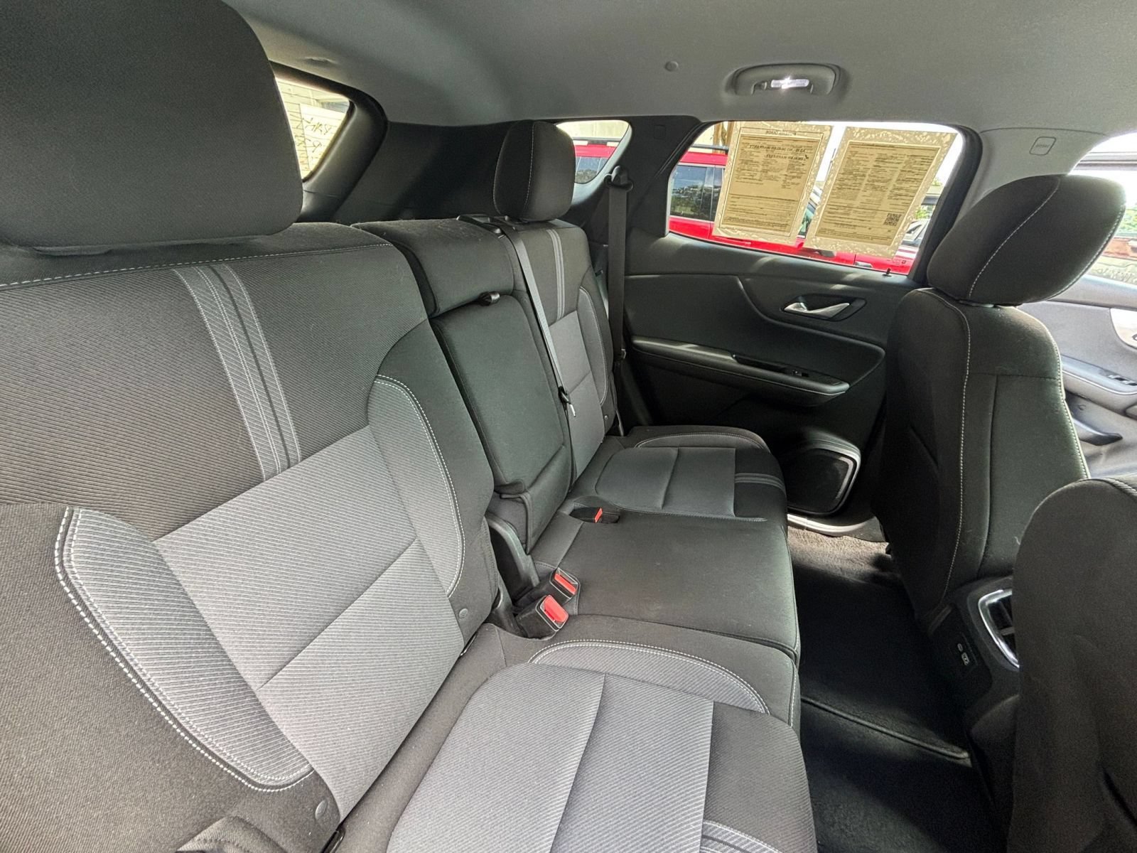 Used 2025 Chevrolet Blazer LT FWD image 32