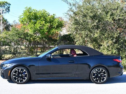 Used 2025 BMW 430i Convertible w/ M Sport Package image 11
