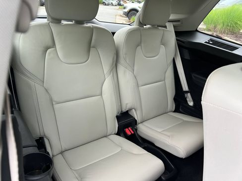 Used 2021 Volvo XC90 T6 Inscription w/ Climate Package AWD/4WD image 21
