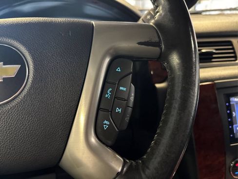 Used 2013 Chevrolet Tahoe LTZ AWD/4WD image 38