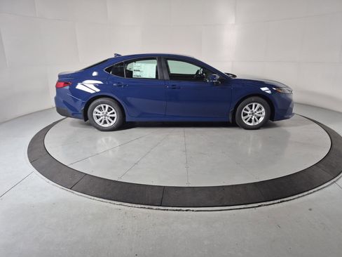 New 2026 Toyota Camry Hybrid image 6