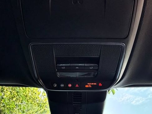 Used 2024 Chevrolet Traverse RS w/ LPO, Floor Liner Package AWD/4WD image 19