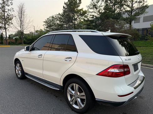 Used 2012 Mercedes-Benz ML 350 BlueTEC 4MATIC image 9