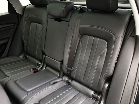 Certified 2023 Audi Q5 2.0T Premium Plus image 45