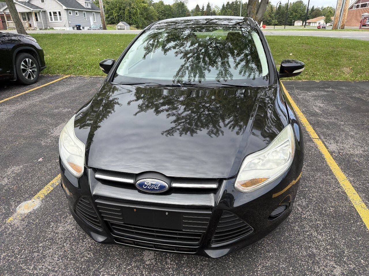 Used 2014 Ford Focus SE FWD image 12