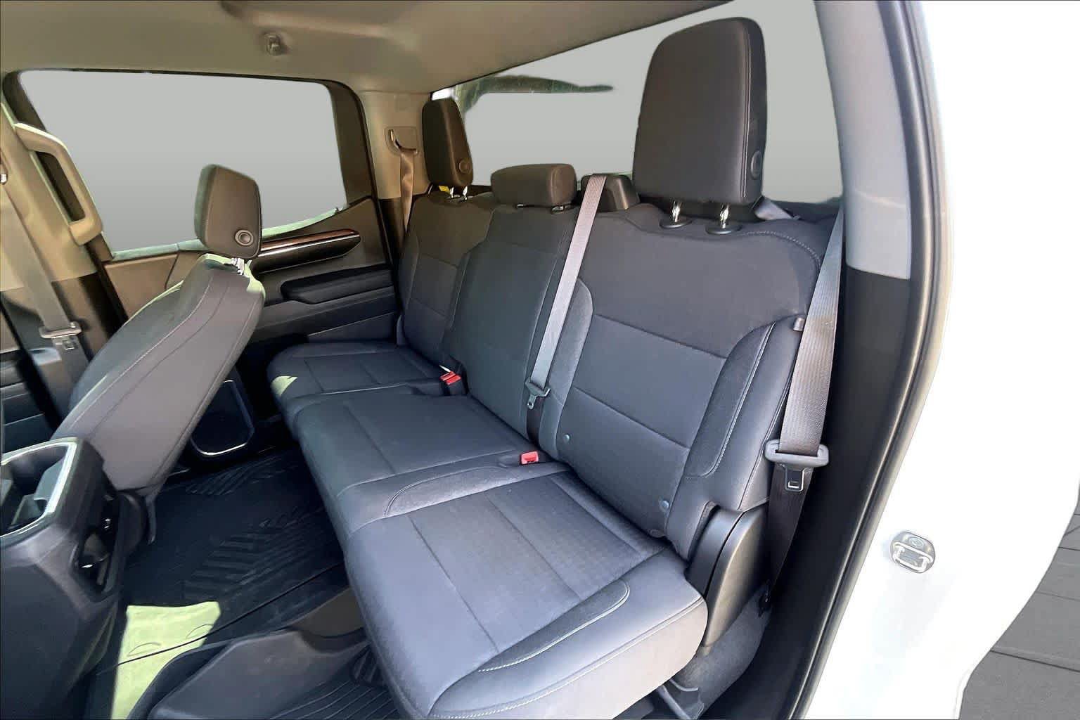 Used 2024 Chevrolet Silverado 1500 LT Trail Boss w/ Protection Package AWD/4WD image 25