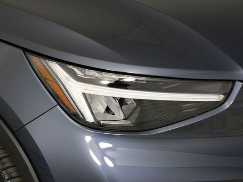 New 2026 Volvo XC40 B5 Core image 14