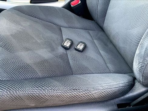 Used 2017 Honda Accord Hybrid Sedan image 15