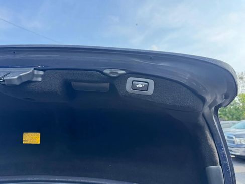 Used 2012 Lexus LS 460 AWD image 25