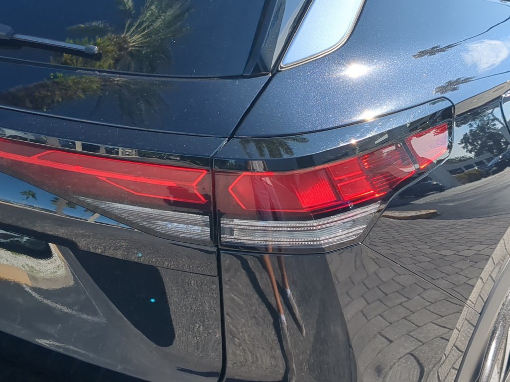 Certified 2026 Volkswagen Tiguan S FWD image 8