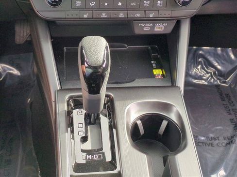 New 2026 Subaru Outback Limited AWD/4WD image 12