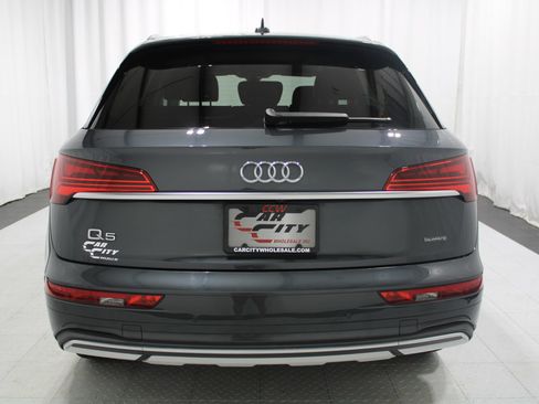 Used 2023 Audi Q5 2.0T Premium w/ Convenience Package AWD/4WD image 7